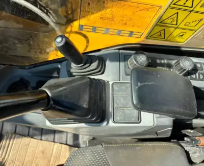 Used Caterpillar 306 Mini Excavator photo 8