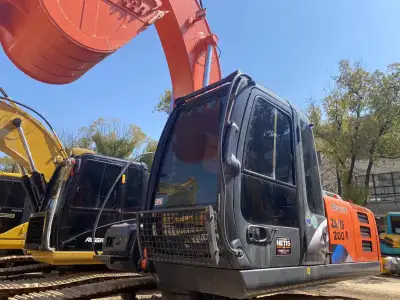 Used Hitachi ZX200 Excavator photo 3