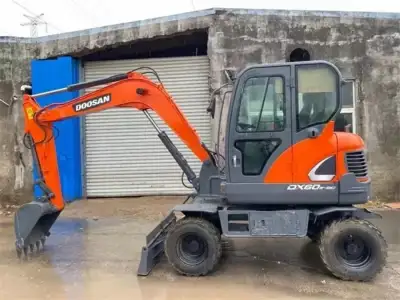 Used Doosan DX60W-9C Wheeled Excavator photo 2