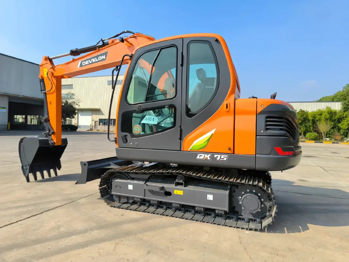 Used Doosan DX75 Mini Excavator photo 1