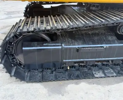 Used Caterpillar 330D2L Excavator photo 3