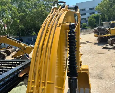 Used Caterpillar 320D Excavator photo 2