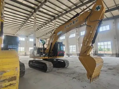 Used Caterpillar 320D Excavator photo 2