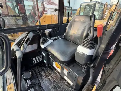 Used Komatsu 35MR Mini Excavator photo 8