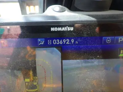 Used Komatsu PC210-11 Excavator photo 4