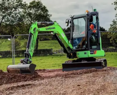 Used Liugong 9027FE Mini Excavator photo 4