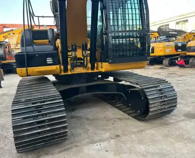 Used Caterpillar 320D Excavator photo 4
