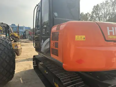 Used Hitachi 70 Mini Excavator photo 9