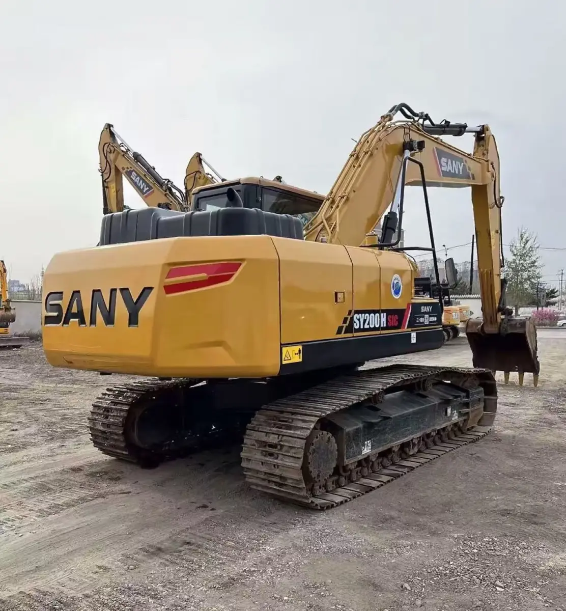 Used SANY 200 Excavator photo 1