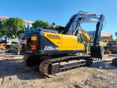 Used Hyundai 220 Excavator photo 2