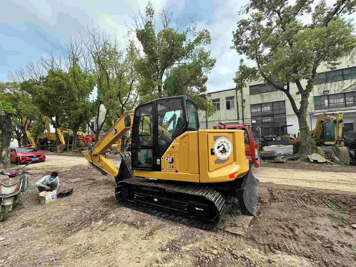 Used Caterpillar 307.5 Mini Excavator photo 1