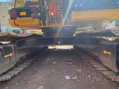 Used Caterpillar 320D Excavator photo 11