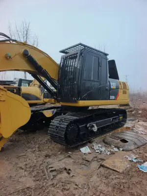 Used Caterpillar CAT320D Direct Injection Excavator photo 2