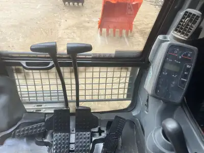 Used Hitachi 120 Excavator photo 4