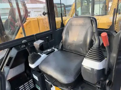 Used Komatsu 35MR Mini Excavator photo 9