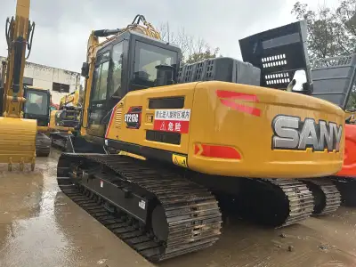 Used SANY SY215C Excavator photo 2