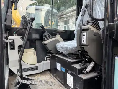 Used Caterpillar 305.5E2 Mini Excavator photo 6