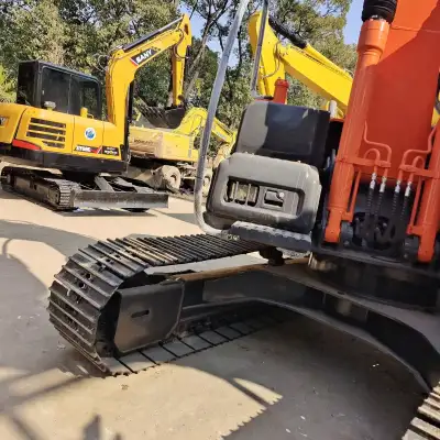 Used Hitachi 130 Excavator photo 6