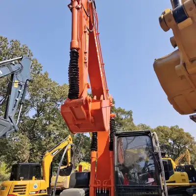 Used Hitachi 130 Excavator photo 3