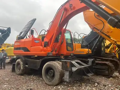 Used Doosan 210 Excavator photo 3