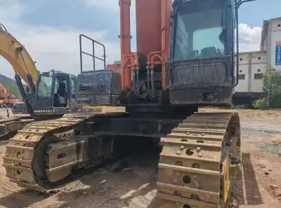 Used Hitachi ZX690 Excavator photo 12