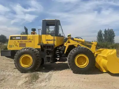 Used Komatsu WA380-3 Wheel Loader photo 2