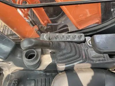 Used Hitachi 120 Excavator photo 11