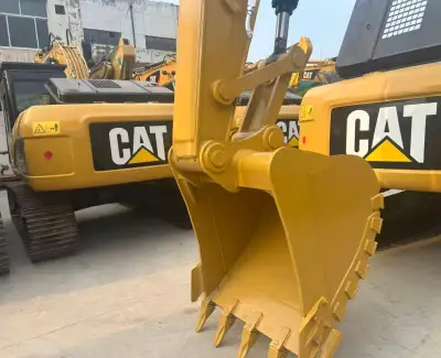 Used Caterpillar 320D2L Excavator photo 11