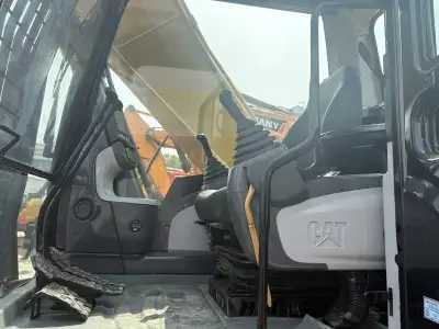 Used Caterpillar 320D2L Excavator photo 2