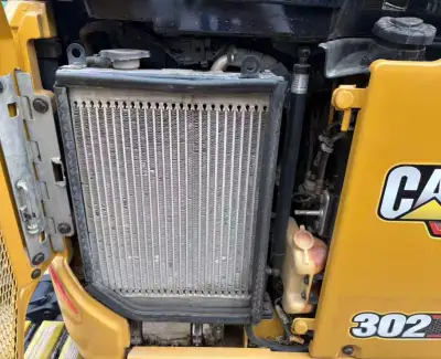 Used CAT 302CR 303CR Mini Excavator photo 7