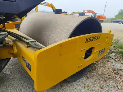 Used XCMG XS263J Road Roller photo 6