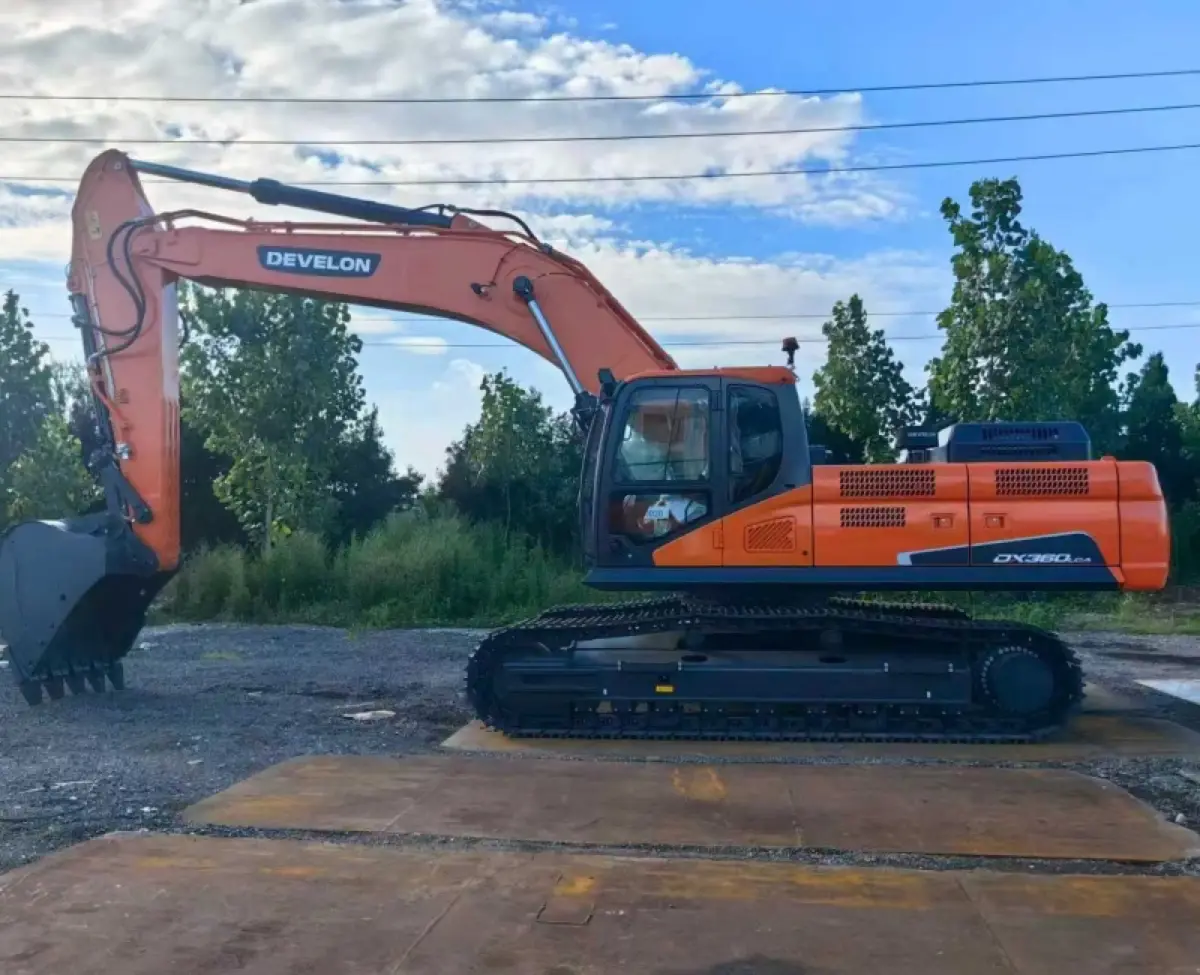 Used Doosan DX360LCA Excavator photo 1
