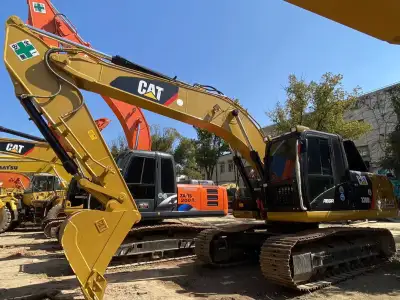 Used Caterpillar 320D Excavator photo 3