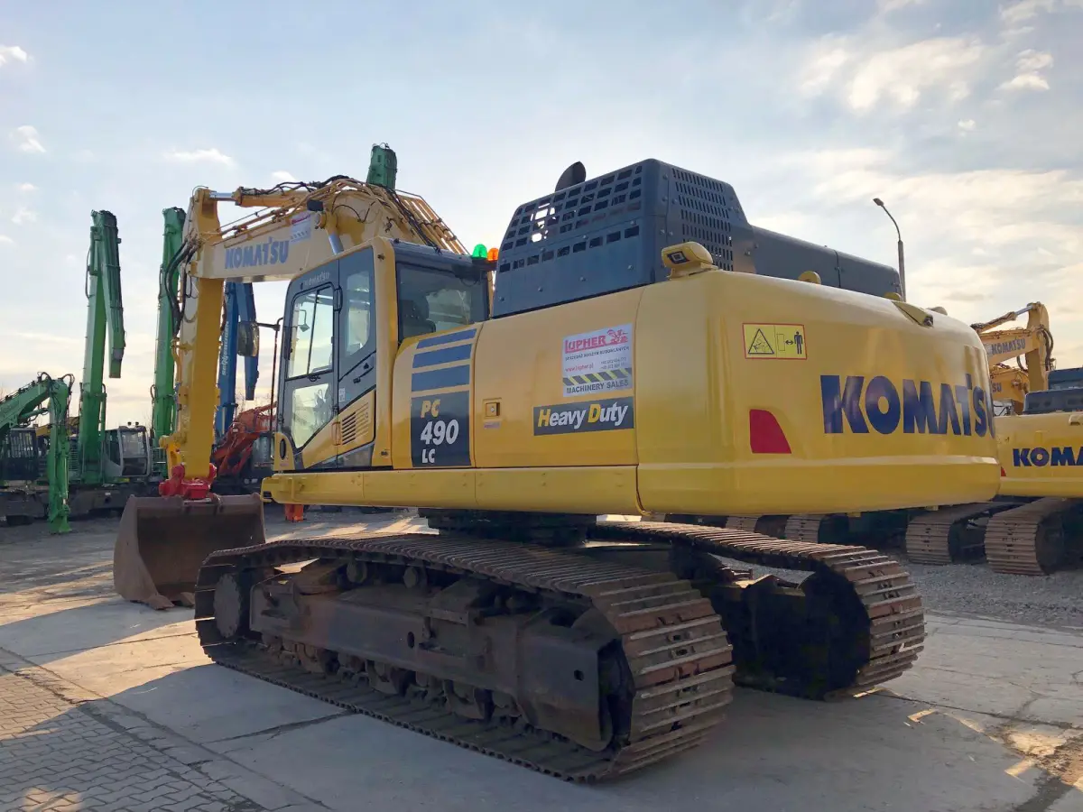 Used Komatsu PC490LC-11 Excavator photo 1