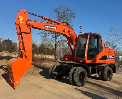 Used Doosan DH150W-7 Excavator photo 9