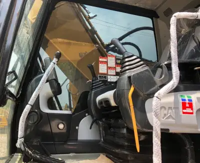 Used Caterpillar 324D2L Excavator photo 8