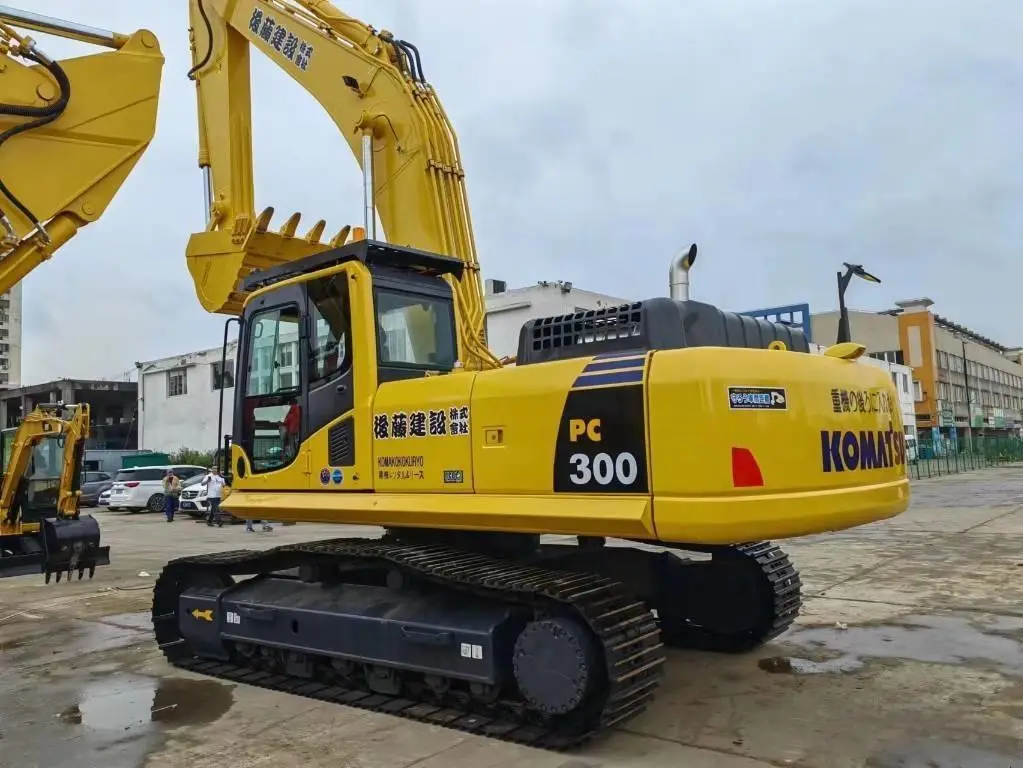 Used Komatsu PC300-8 Excavator photo 1