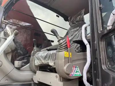 Used Hitachi 240 Excavator photo 2
