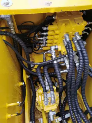 Used Komatsu PC110-7 Excavator photo 7