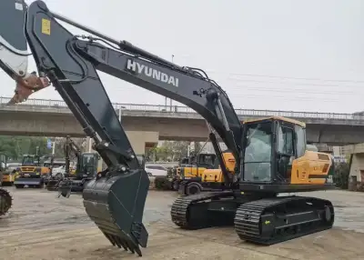 Used Hyundai HX200 Excavator photo 6