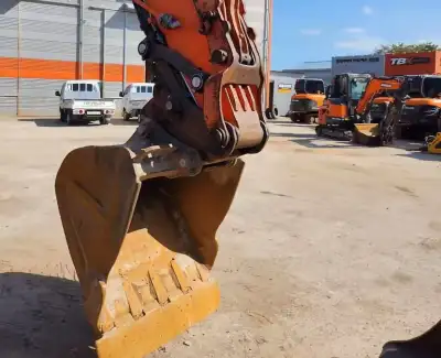 Used Doosan 140 Excavator photo 10