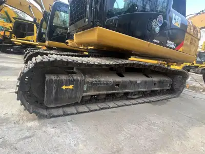 Used Caterpillar 320D2 Excavator photo 7