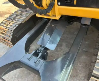 Used Caterpillar 305.5 Mini Excavator photo 11