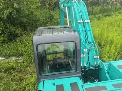 Used Kobelco SK210 Excavator photo 10