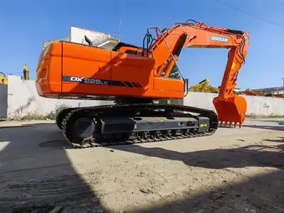 Used Doosan DX225 Excavator photo 8