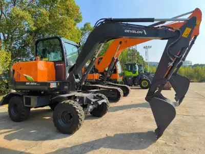 Used Doosan DX60W Mini Excavator photo 11