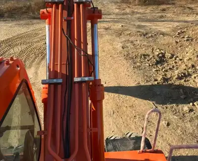 Used Doosan DH150W-7 Wheeled Excavator photo 10