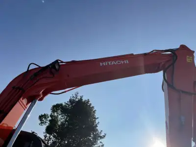 Used Hitachi 75 Mini Excavator photo 3
