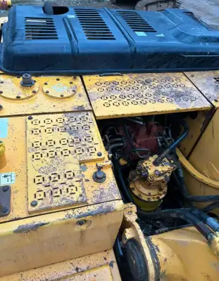Used Hyundai 210LC Excavator photo 4