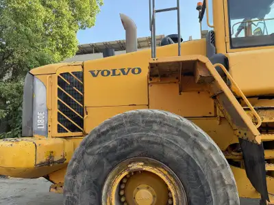 Used Volvo L180E Wheel Loader photo 6